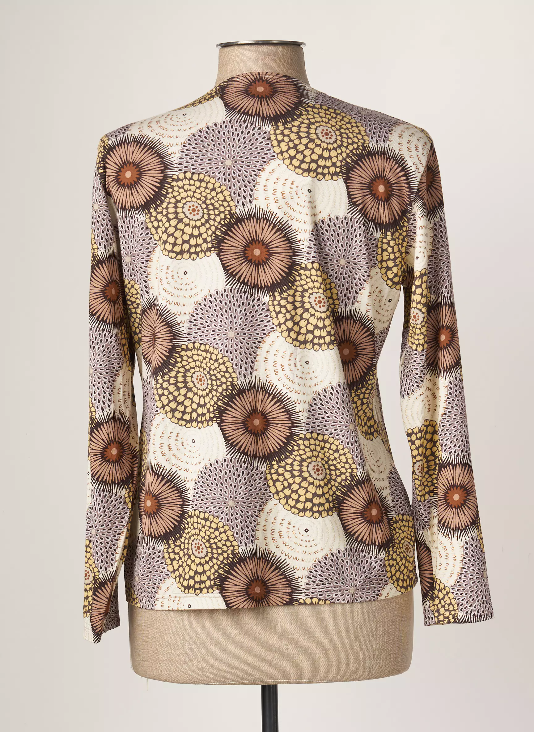 Guy Dubouis Tshirts Femme couleur beige