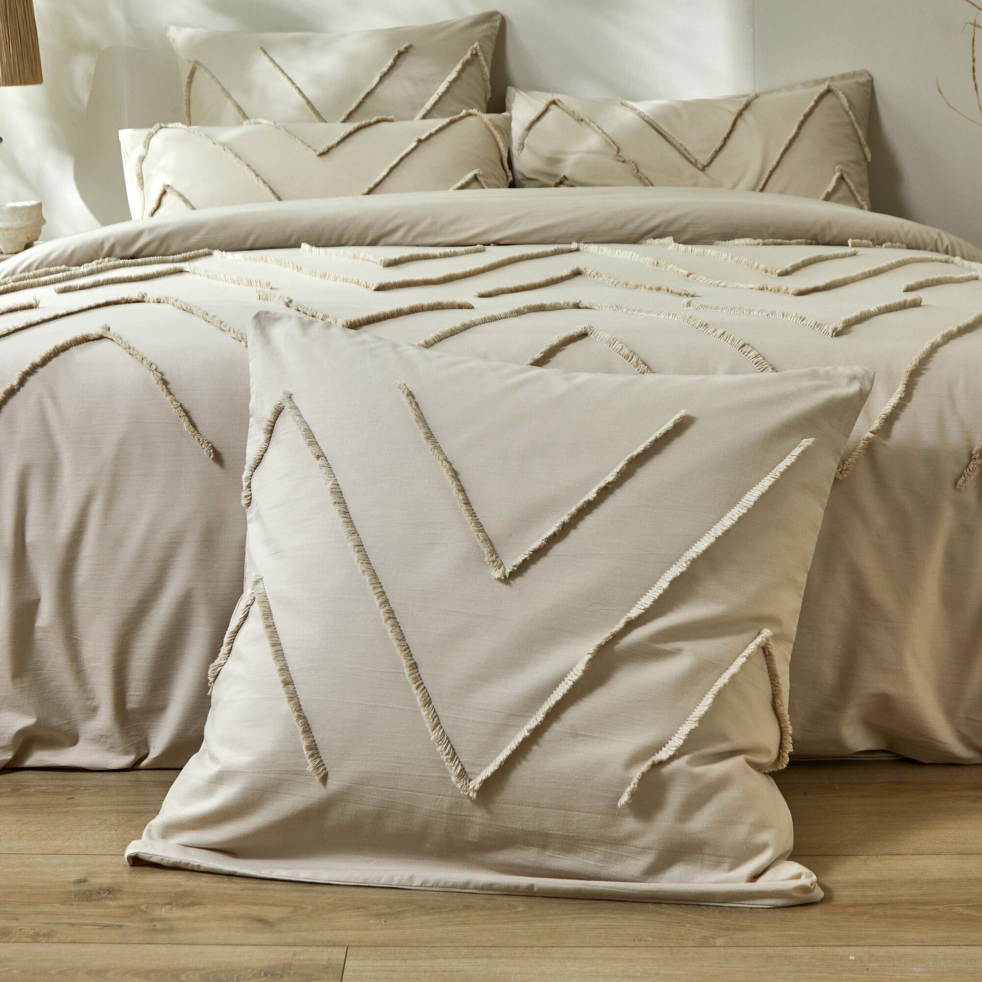 Linge de lit Amezia en coton lavé finition tufté en relief