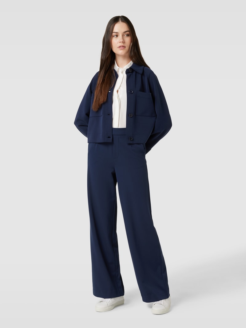 Blazer mit aufgesetzten Taschen in marineblau