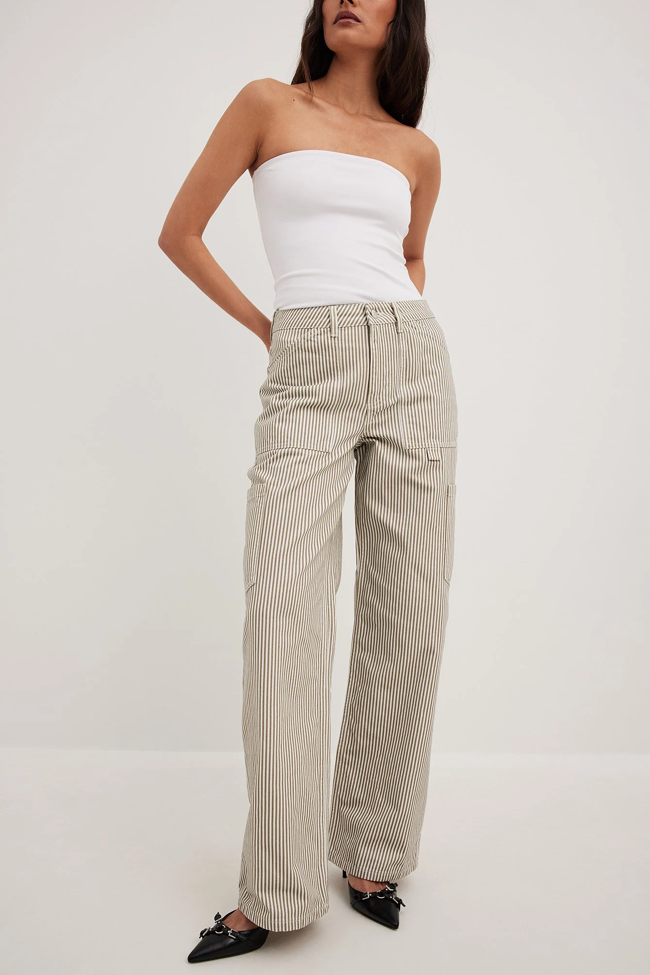 Cargo-Jeans mit weiten Beinen