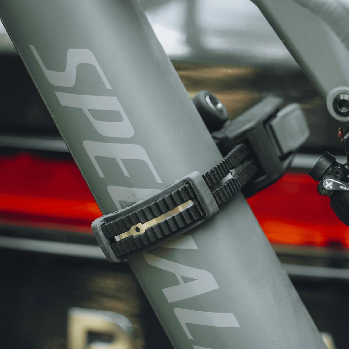 Thule EPOS 3 Fahrräder - klappbarer Fahrradträger kaufen | Bike-Discount