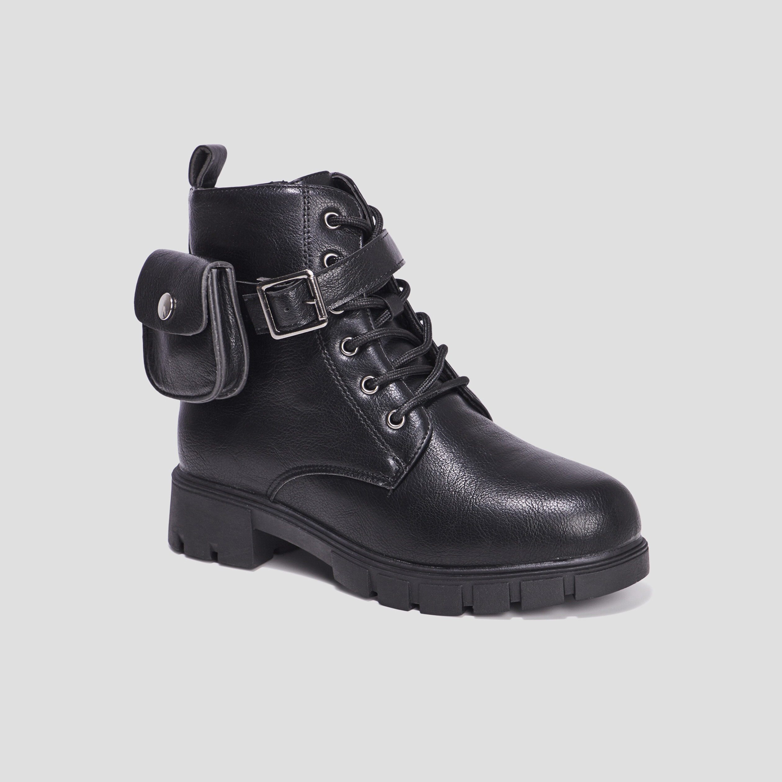 Bottines crantées avec pochettes noir fille | La Halle
