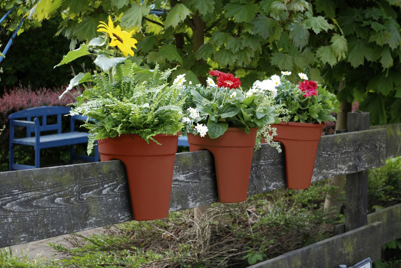 KHW KHW Geländerblumentopf Flowerclip, 3er Set, terra