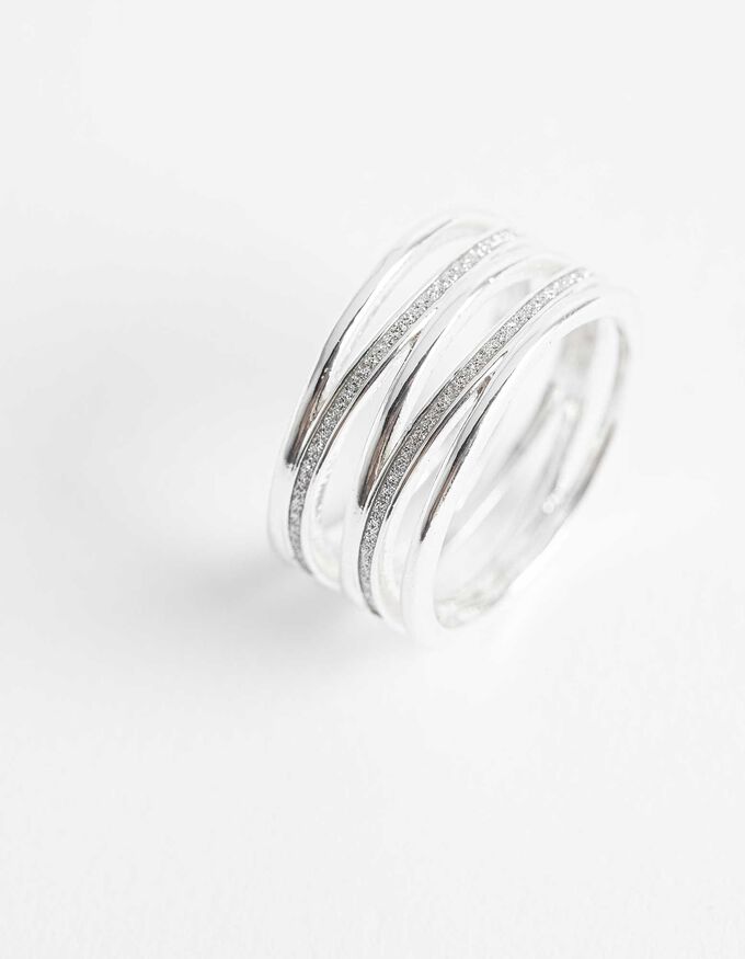 Ring -