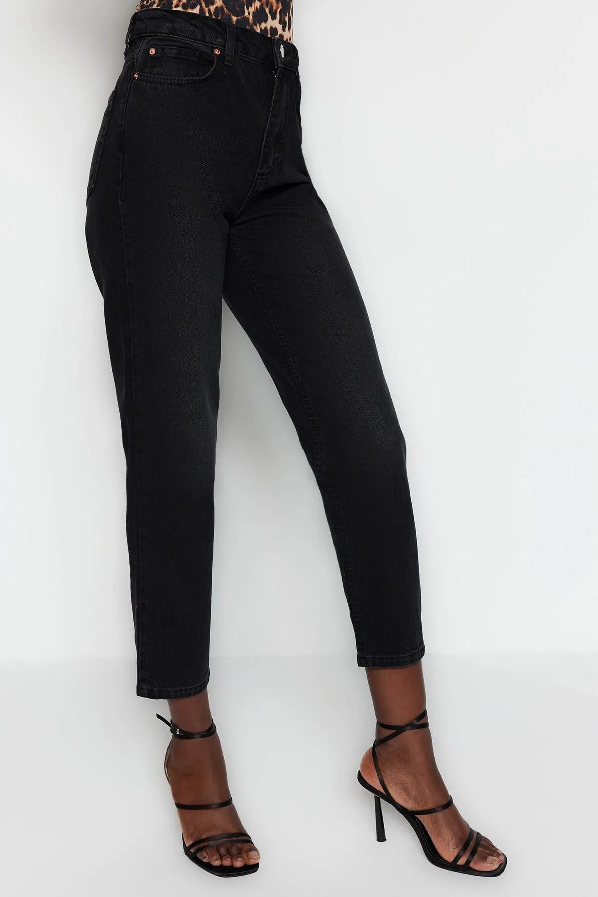 Trendyol Collection  Jeans - Schwarz - Mom