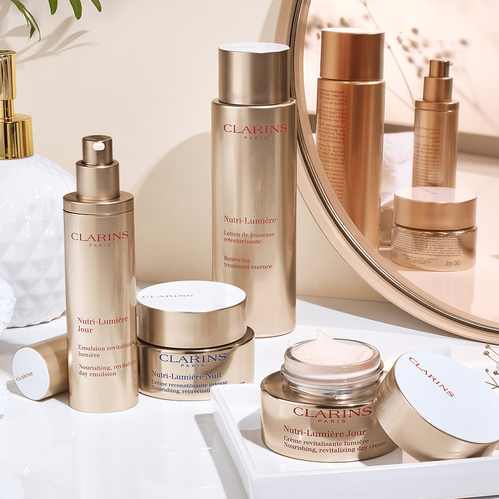 Clarins Nutri-Lumière Lotion de jeunesse retexturisante Soin anti-âge 60+ Soin visage