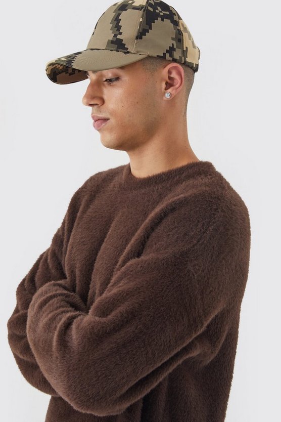 Kastiger flauschiger Rundhals-Pullover