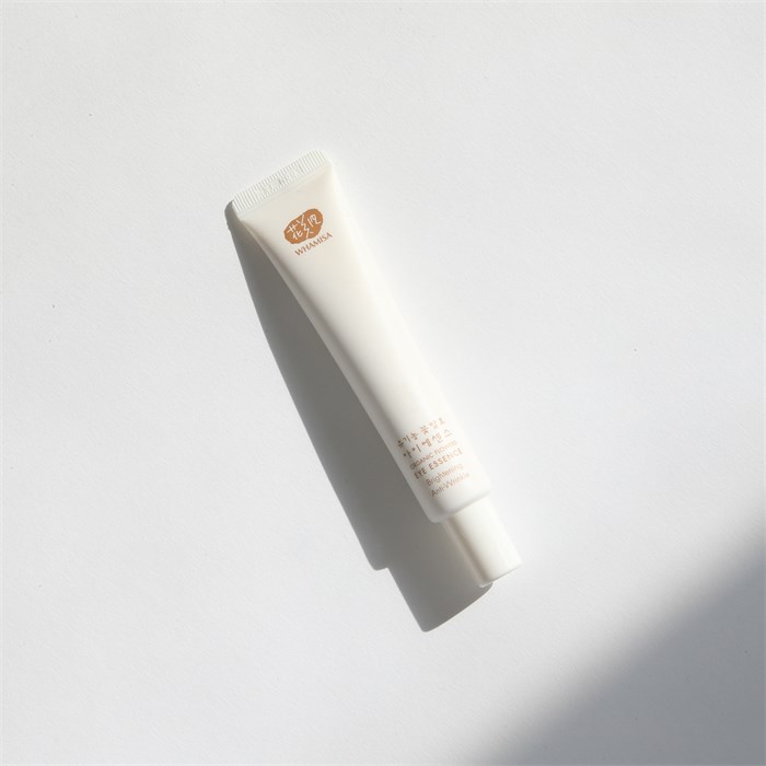 Eye Essence