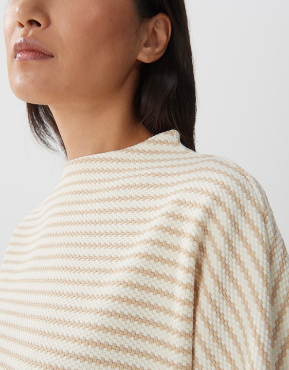 Sweater Ulola detail
