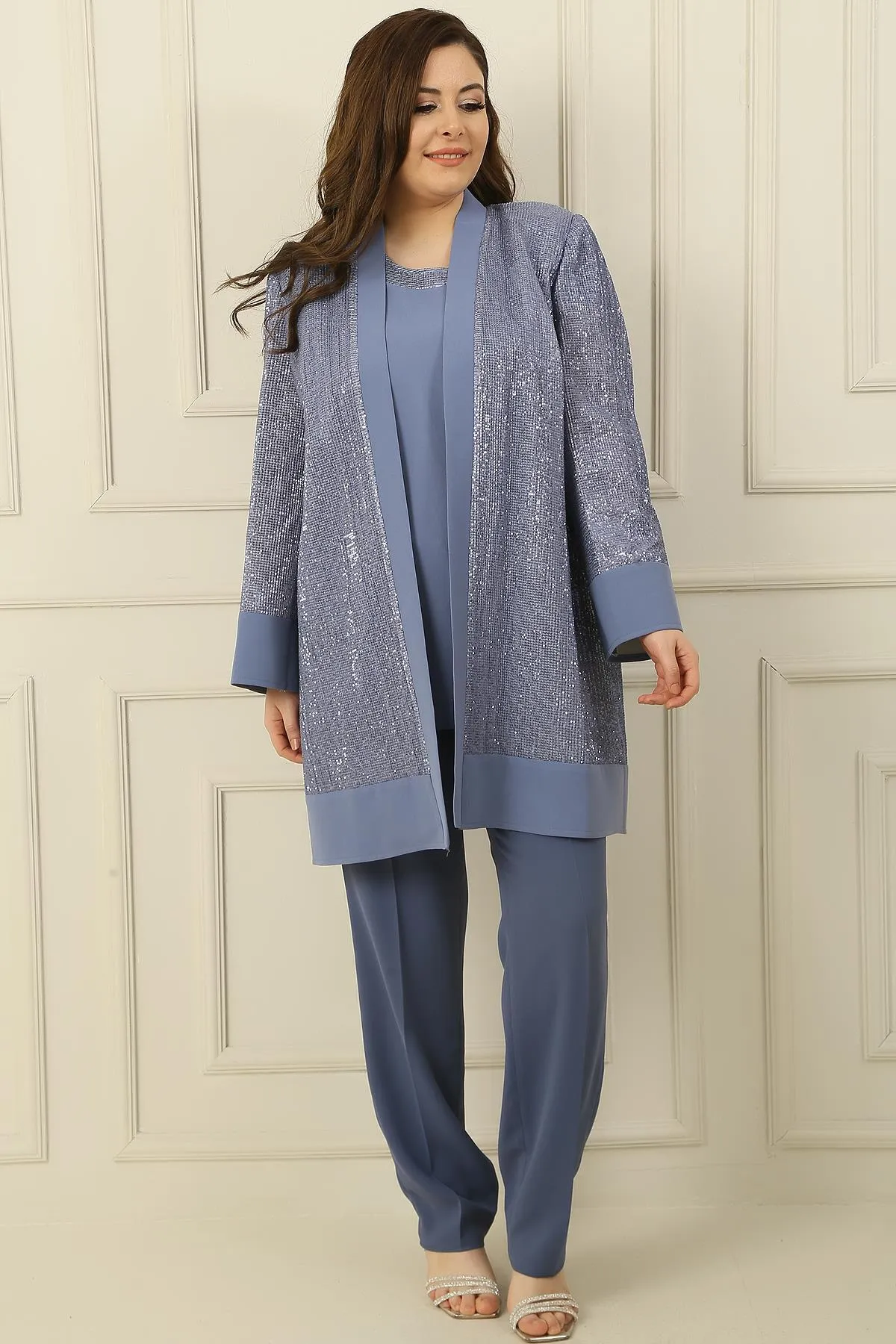 By Saygı  3-teiliges Set in Übergröße mit Jacke, Bluse und Hose mit Paillettendetails