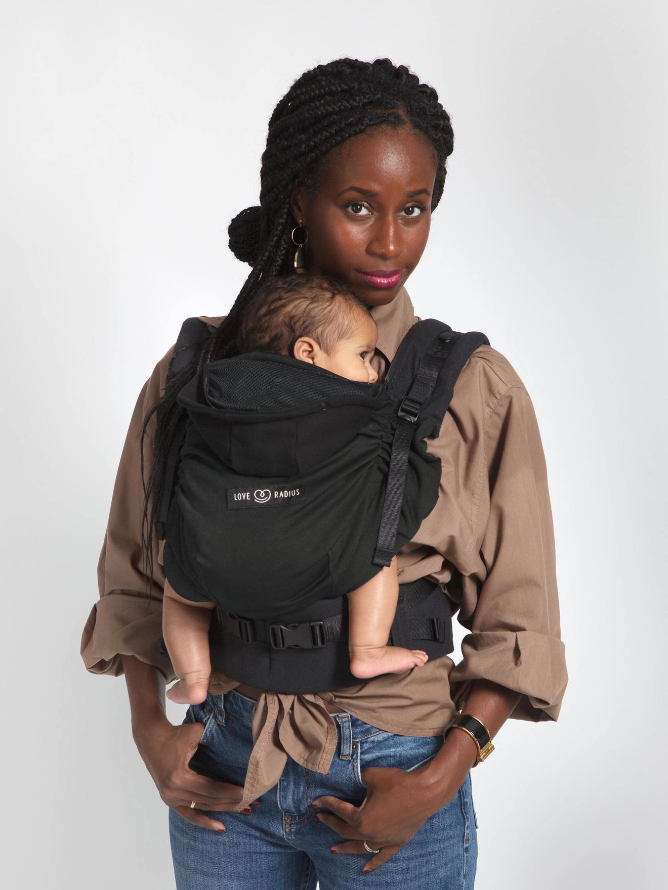 Physiologische Babytrage HoodieCarrier 2 LOVE RADIUS by JPMBB - schwarz