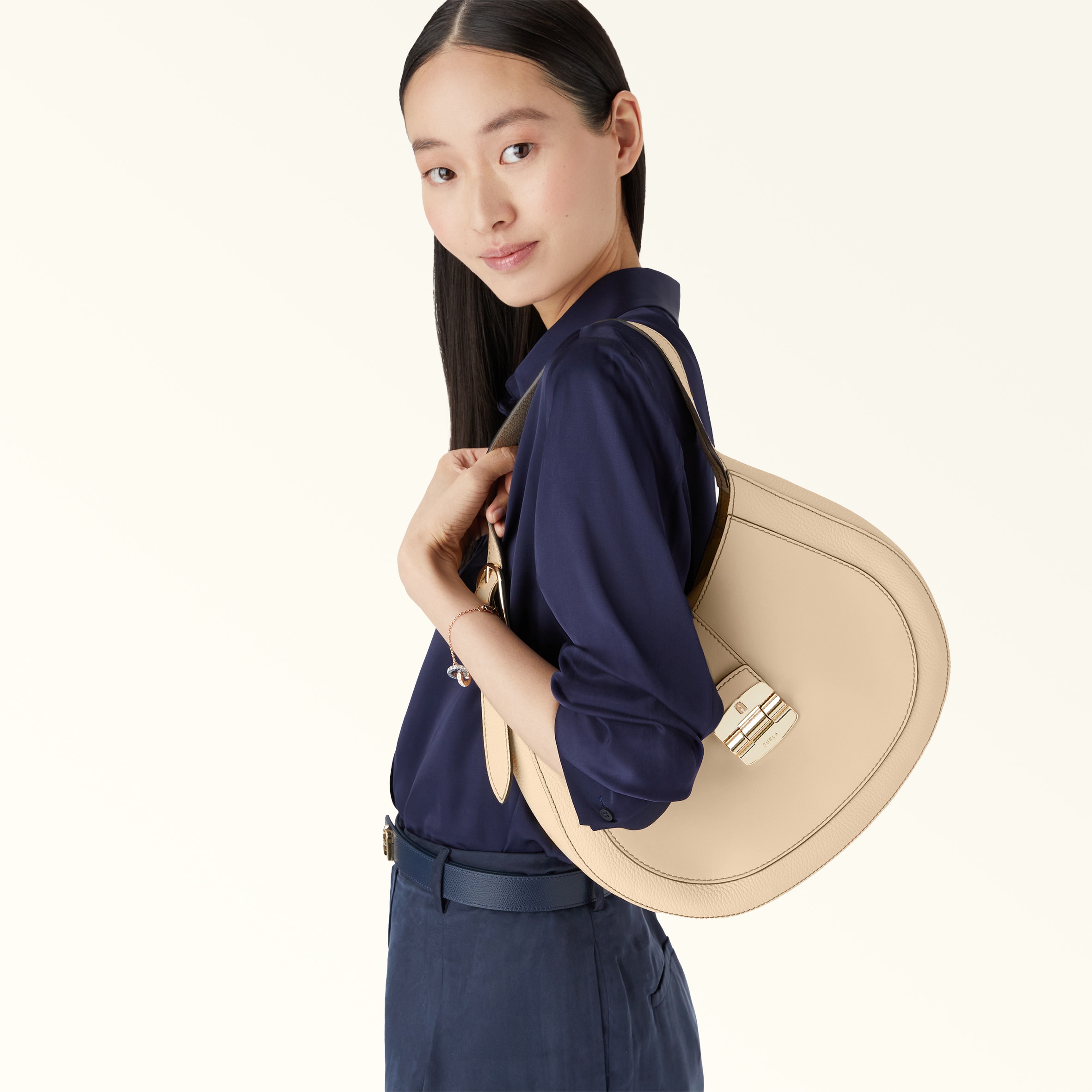 Furla Club 2
