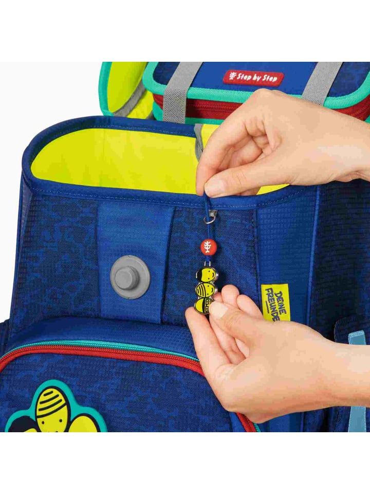 Step by Step Step by Step MAGIC MAGS 