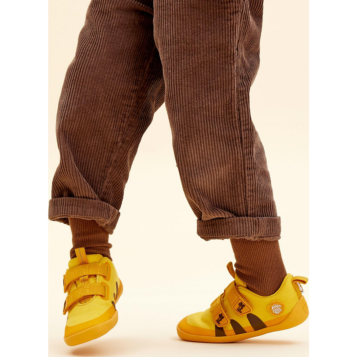Kinder Sneakers Low FREE