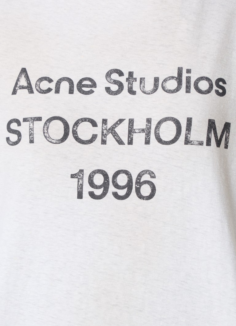 Acne Studios T-krekls ar logoprint un verwassen afwerking