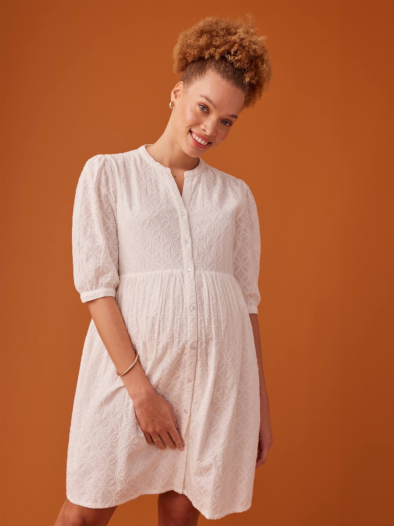 Envie de Fraise Kleid mit Lochstickereien für Schwangerschaft & Stillzeit ENVIE DE FRAISE - wollweiß