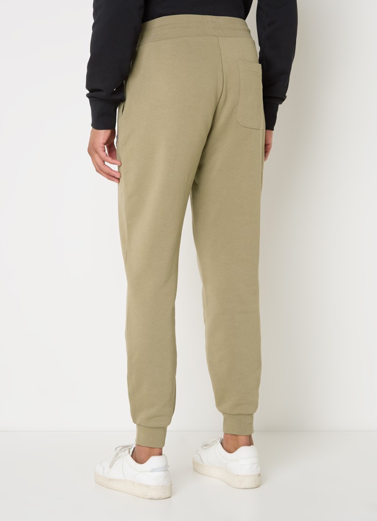 Pantaloni de trening Lyle & Scott din bumbac organic, cu croială slim, logo și buzunare laterale.