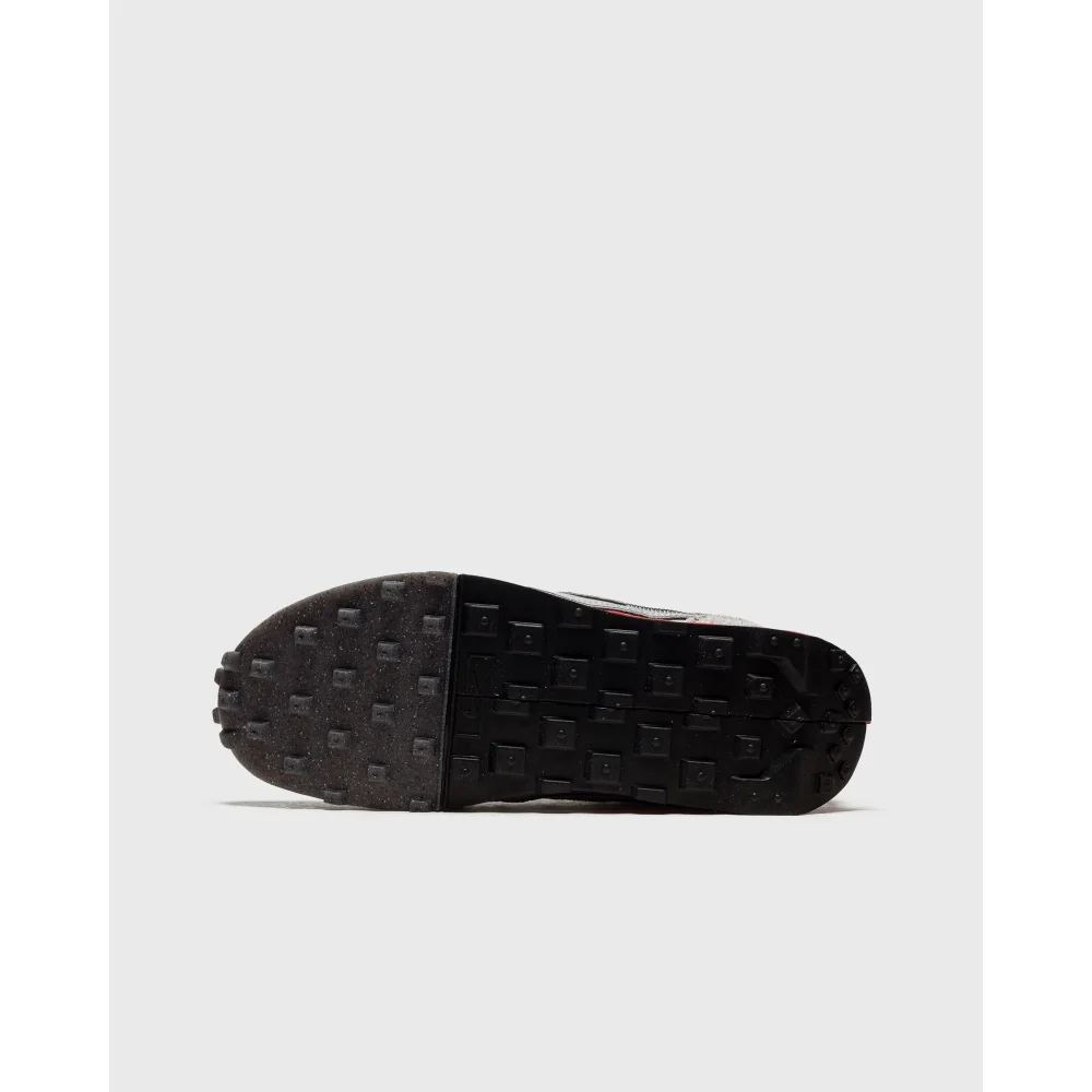 Nike Fontanka Waffle DC3579-003 / grau