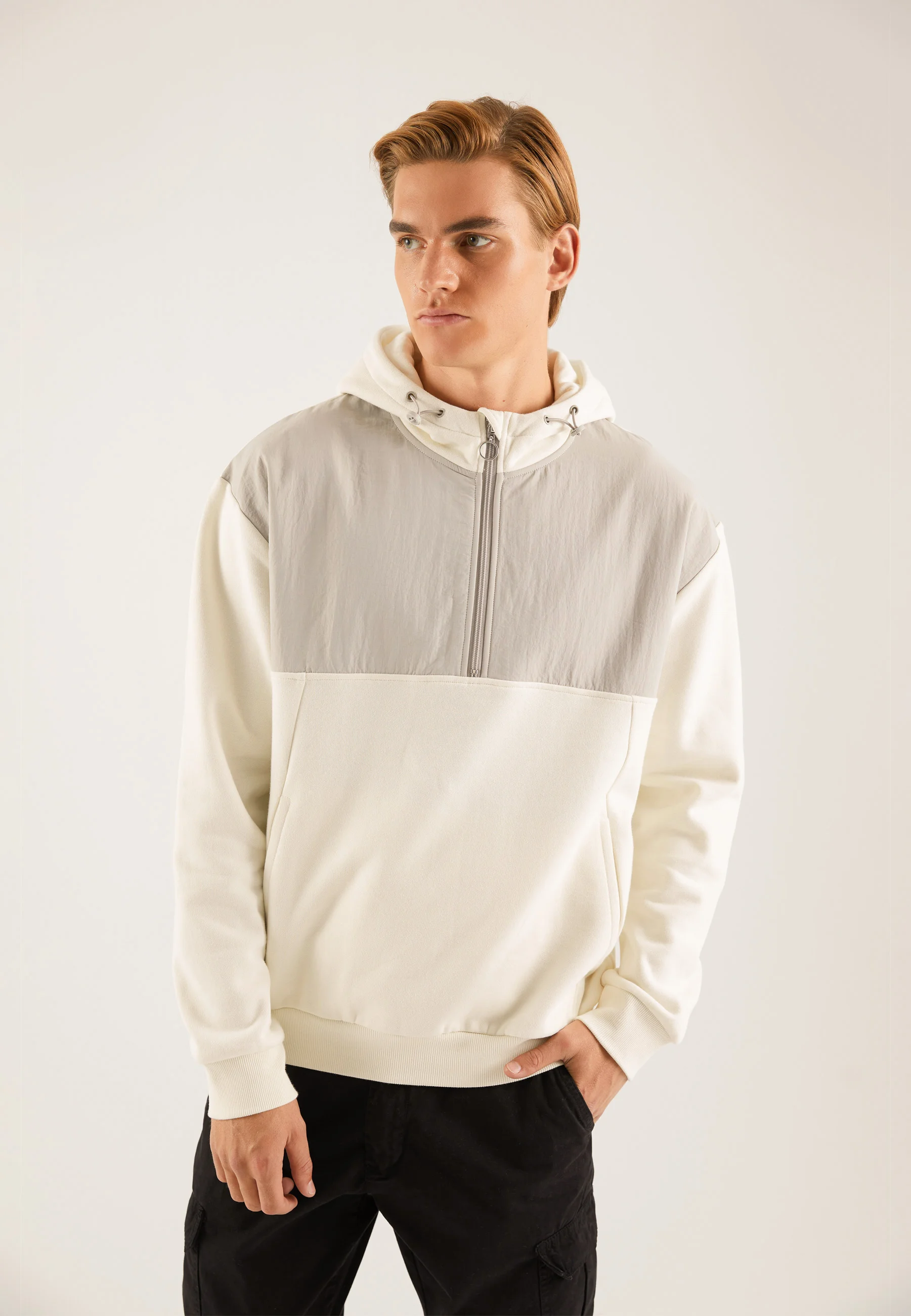 Sudadera Pier One -blanco roto