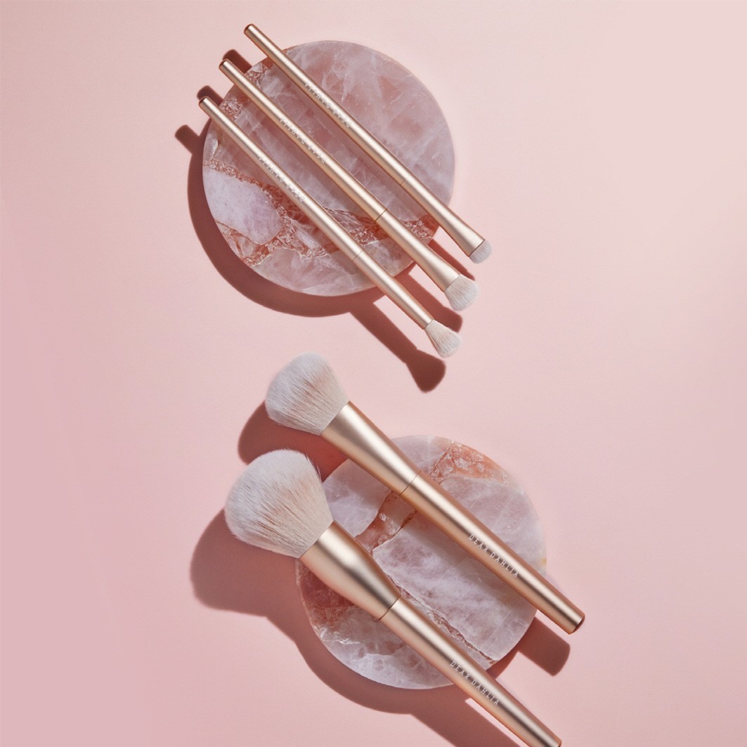 Dear Dahlia Skin Paradise Transparent Silk Foundation