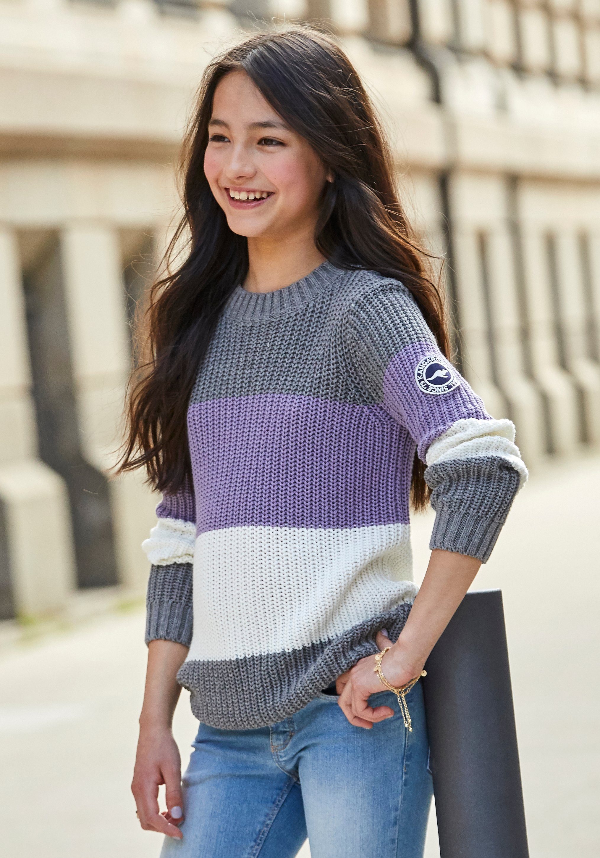 KangaROOS Strickpullover mit Logo auf dem Ärmel