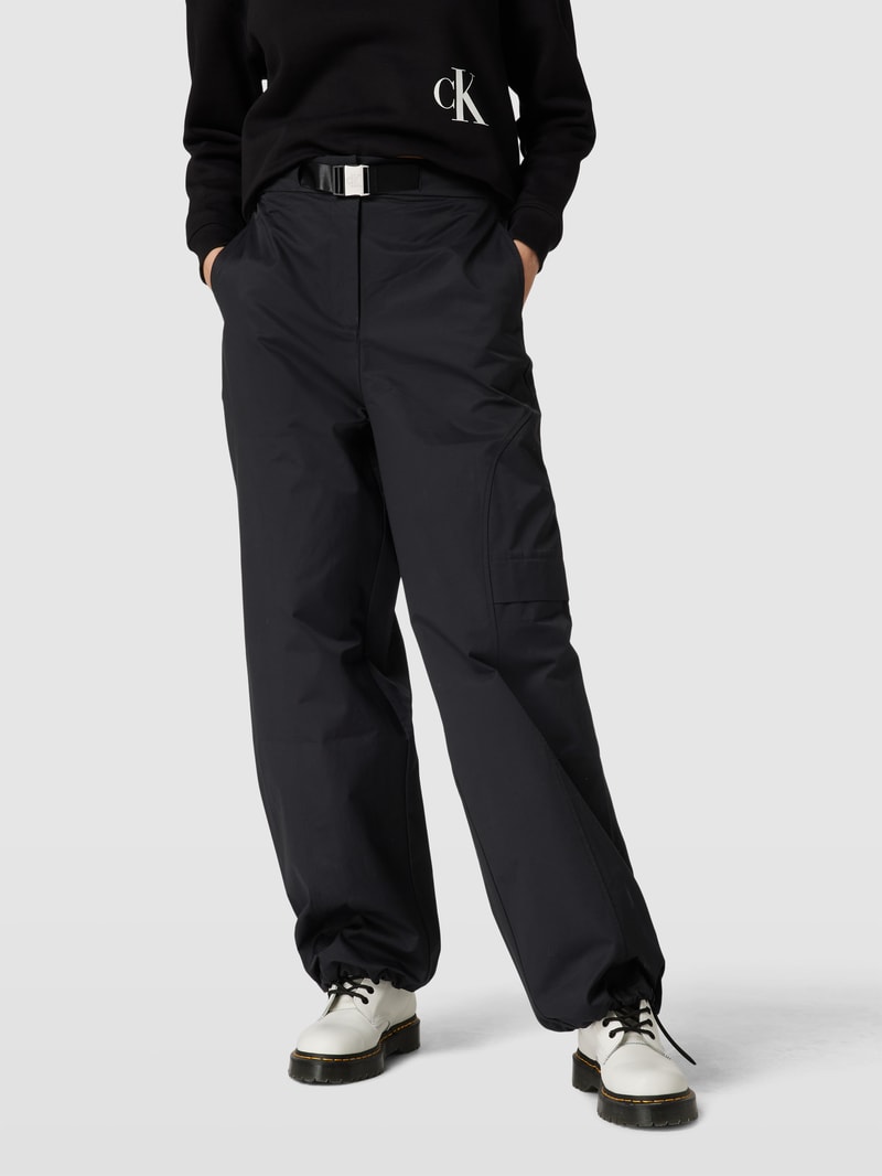 Hose mit Label-Patch Modell 'UTILITY' in black