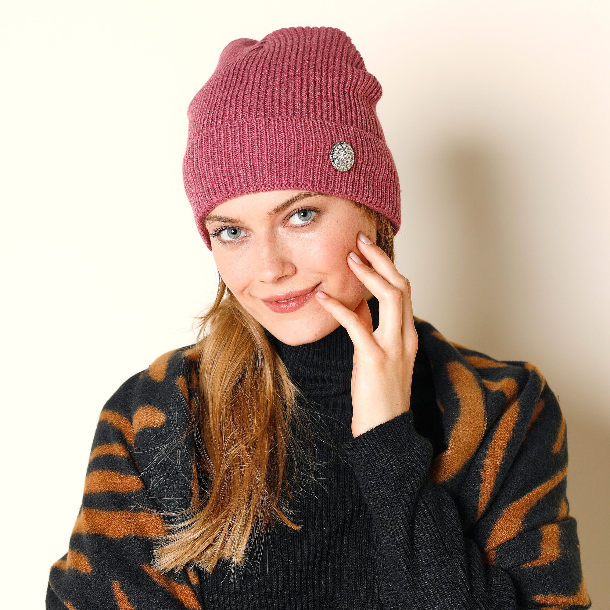 Bonnet bouton bijou