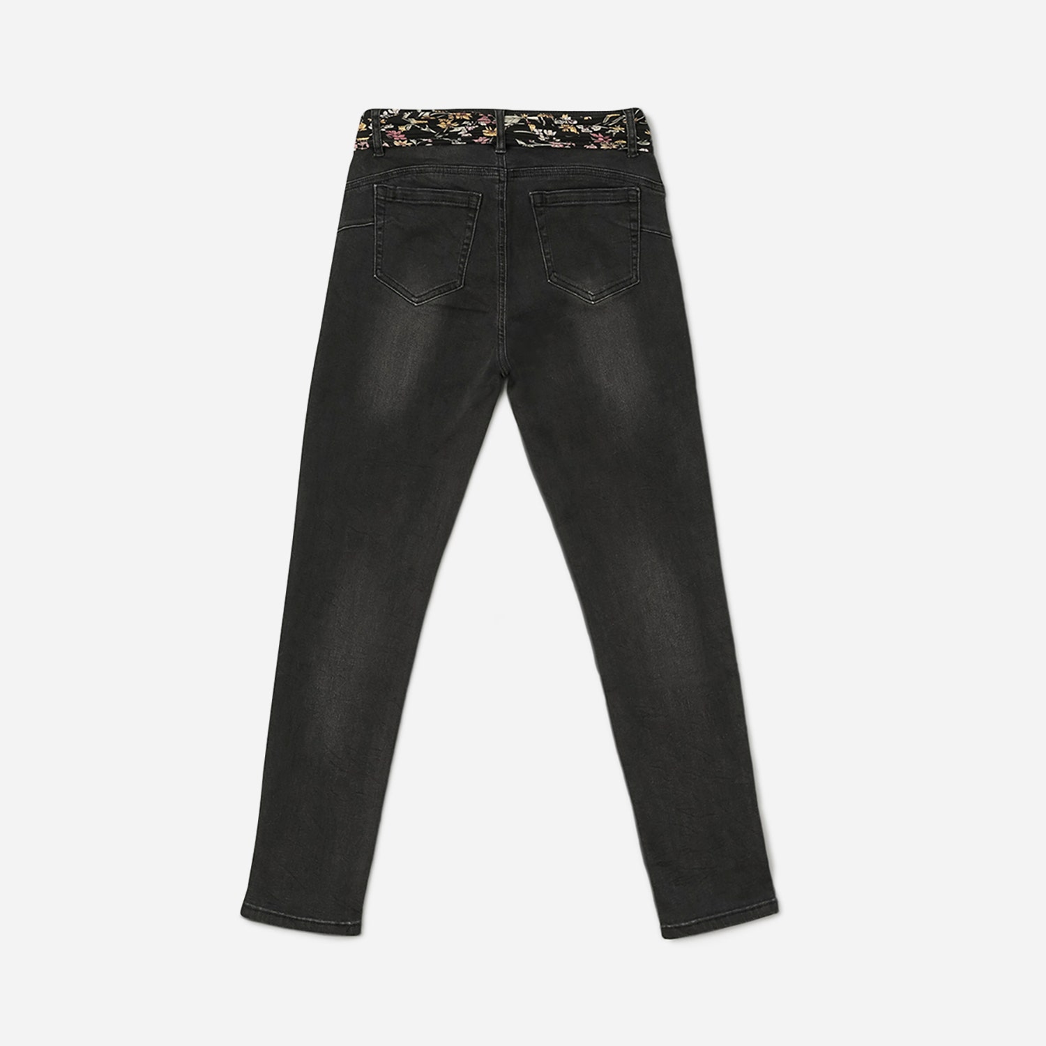 Jean slim noir avec ceinture-foulard fleurie