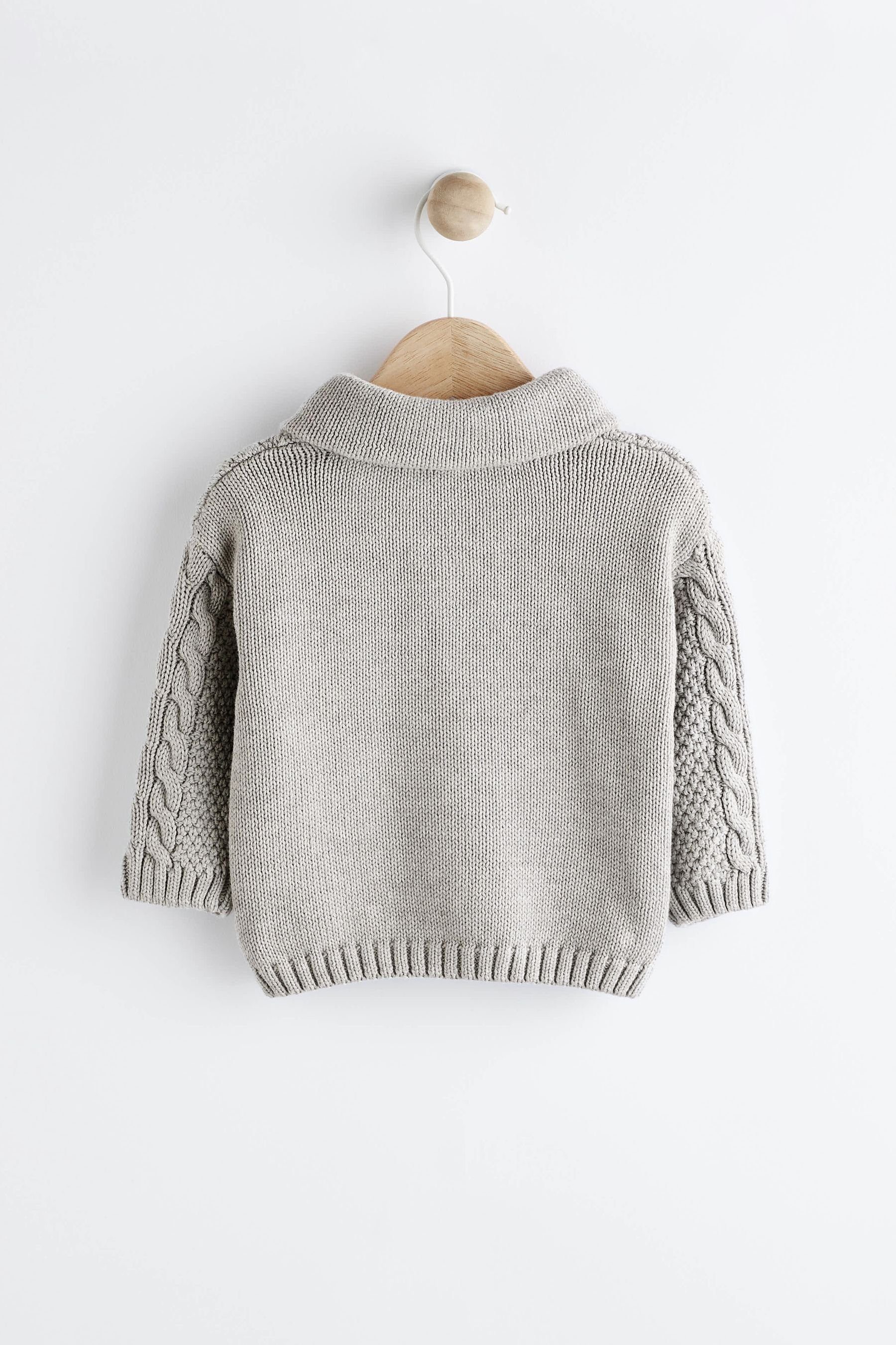 Next Strickjacke Baby-Strickjacke mit Zopfmuster (1-tlg)