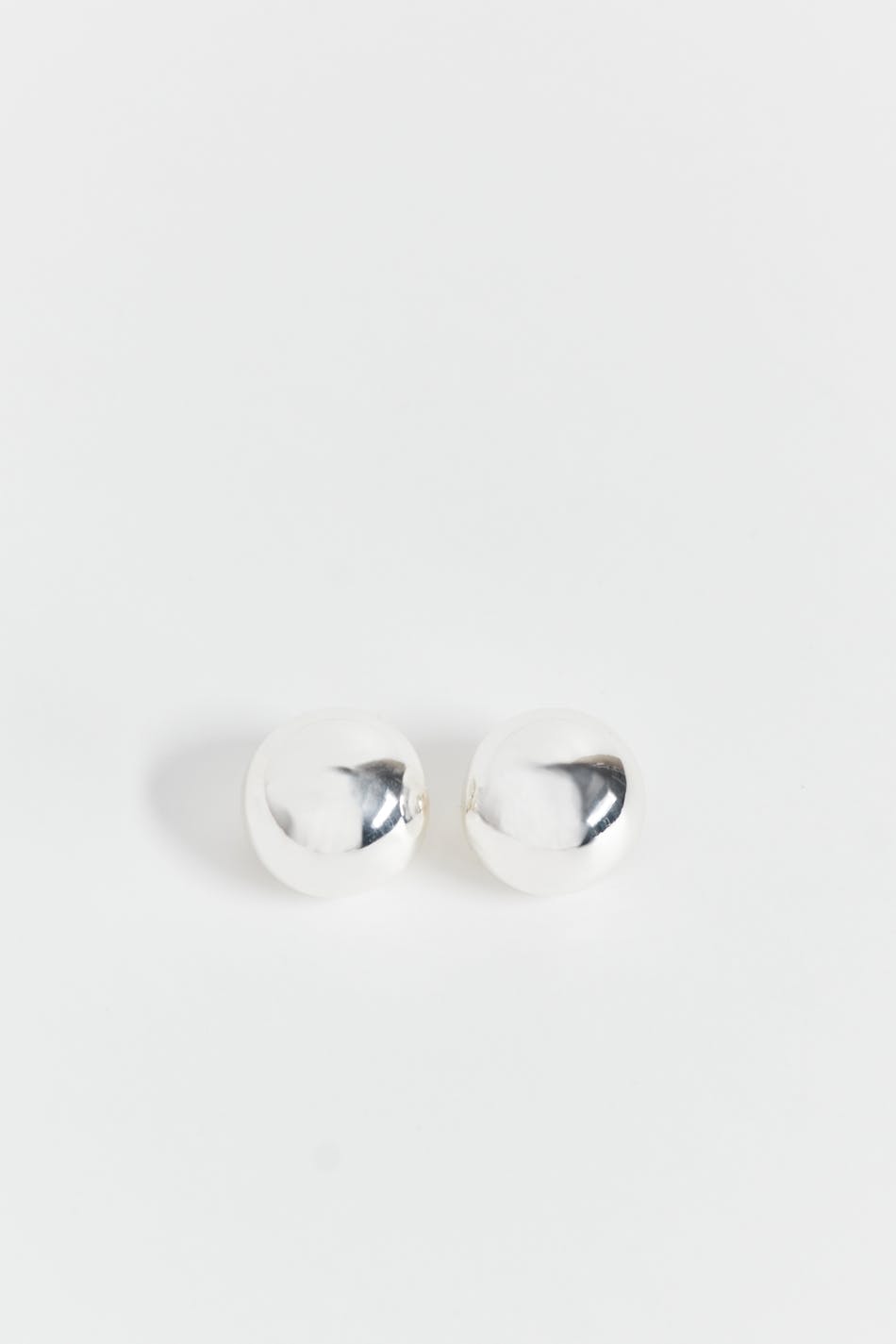 Big round earrings