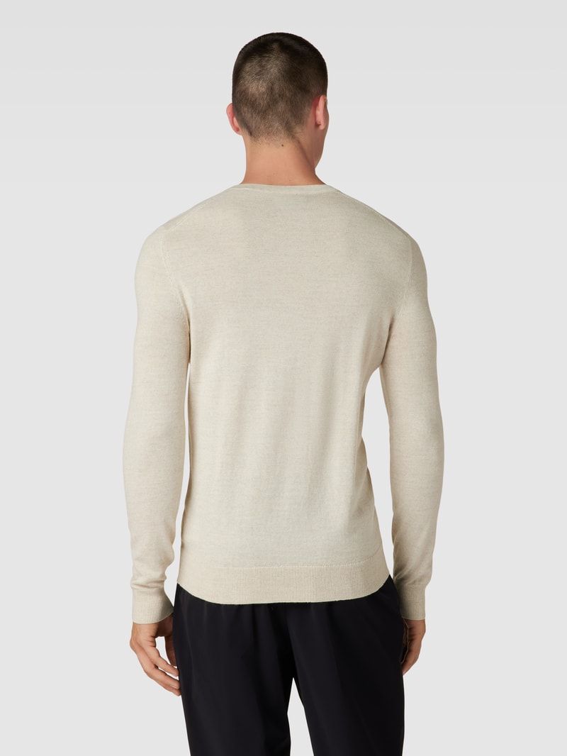 Strickpullover in ecru meliert