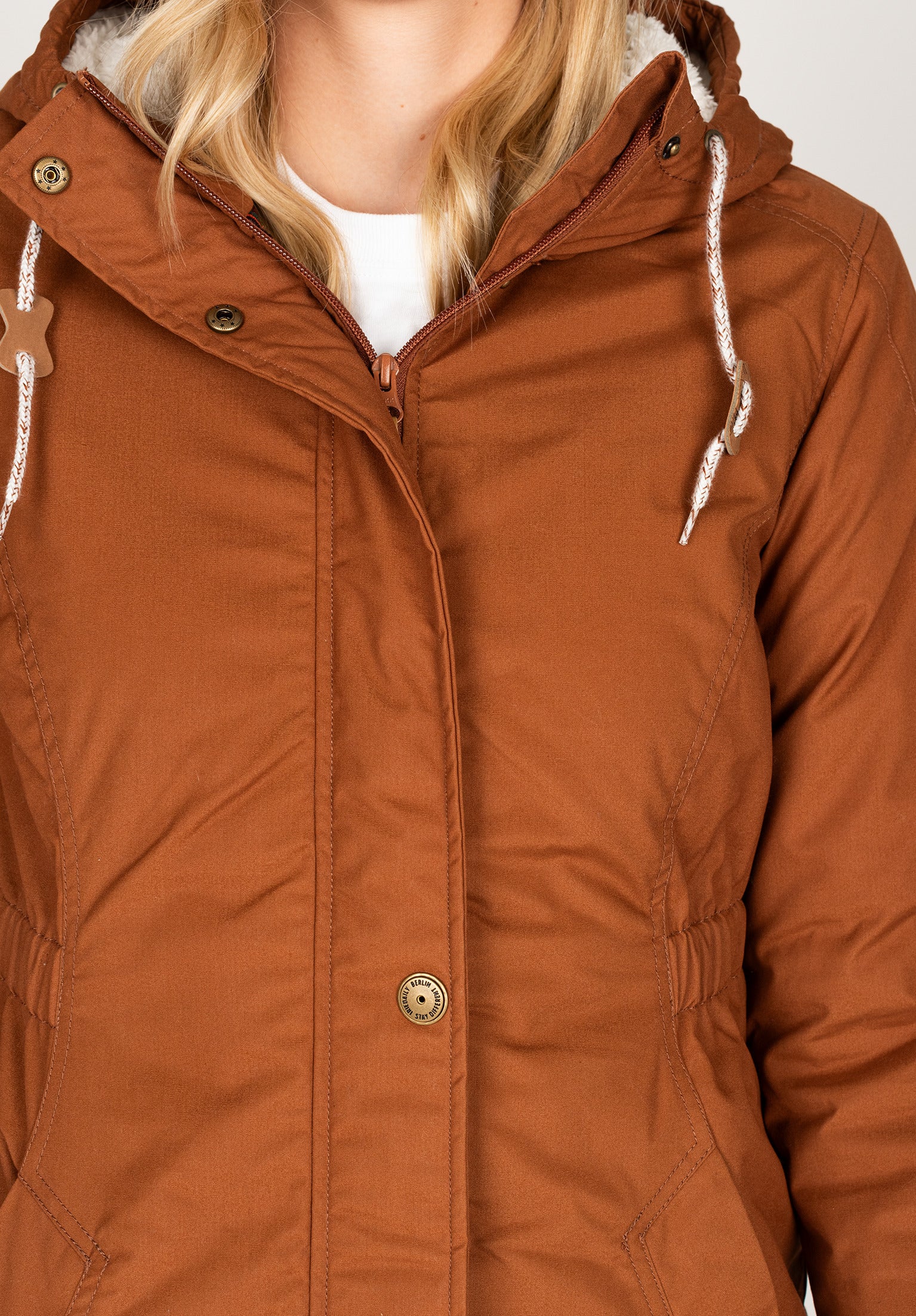 Holina Coat