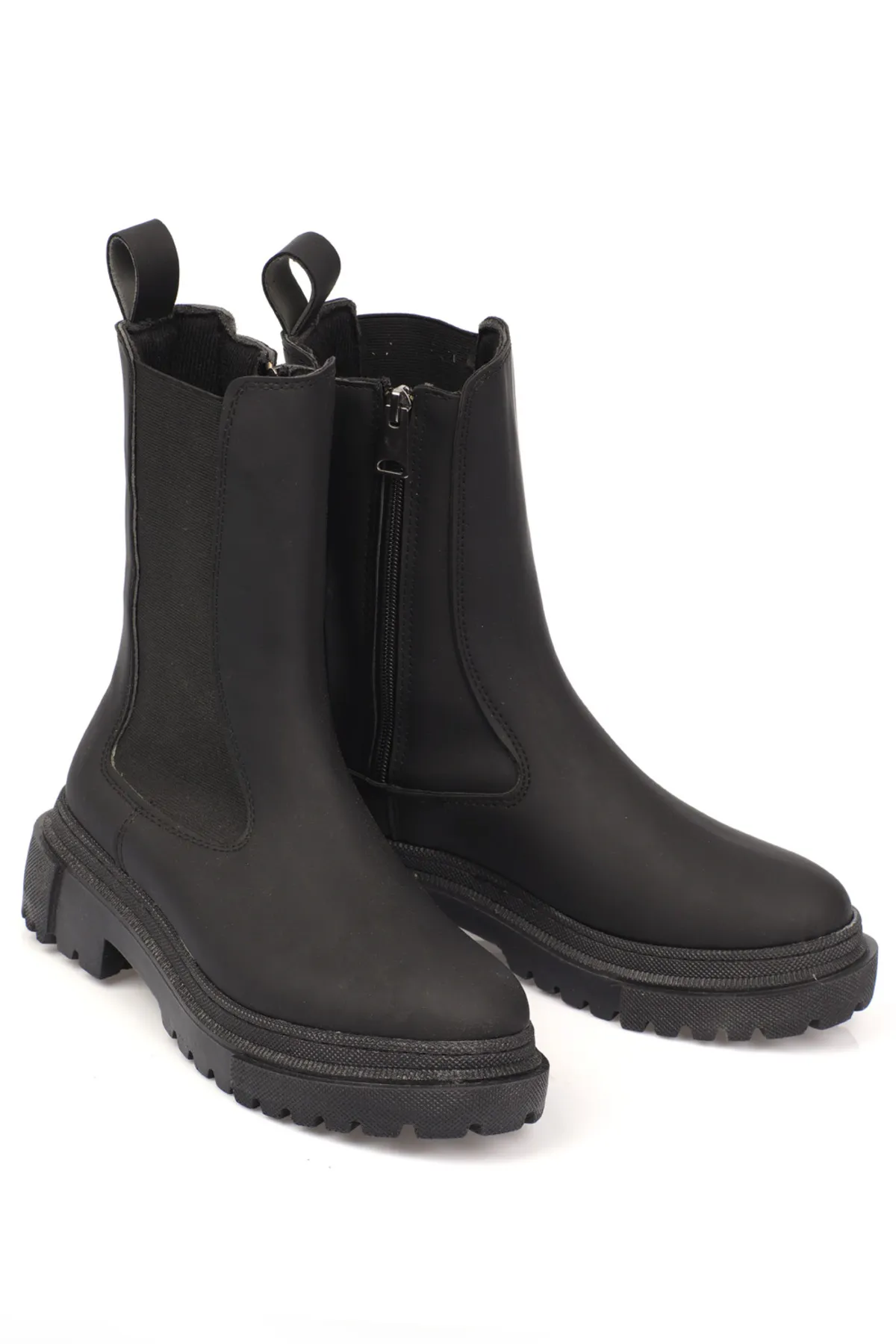 Capone Outfitters  Damenstiefel mit Trak-Sohle und elastischen Seiten