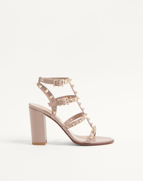 Sandália Rockstud com tiras de 90 mm
