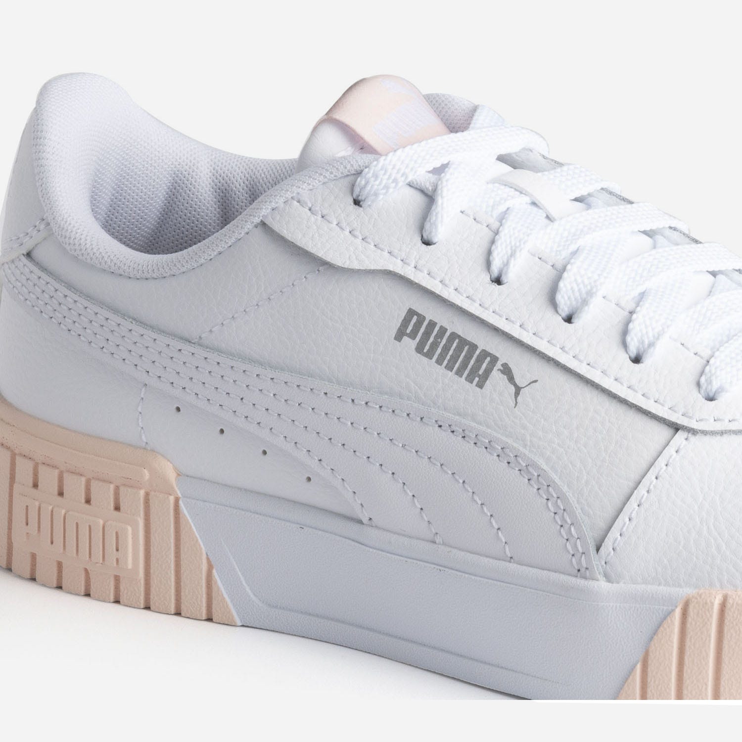 Tennis PUMA blanche et pêche à plateforme