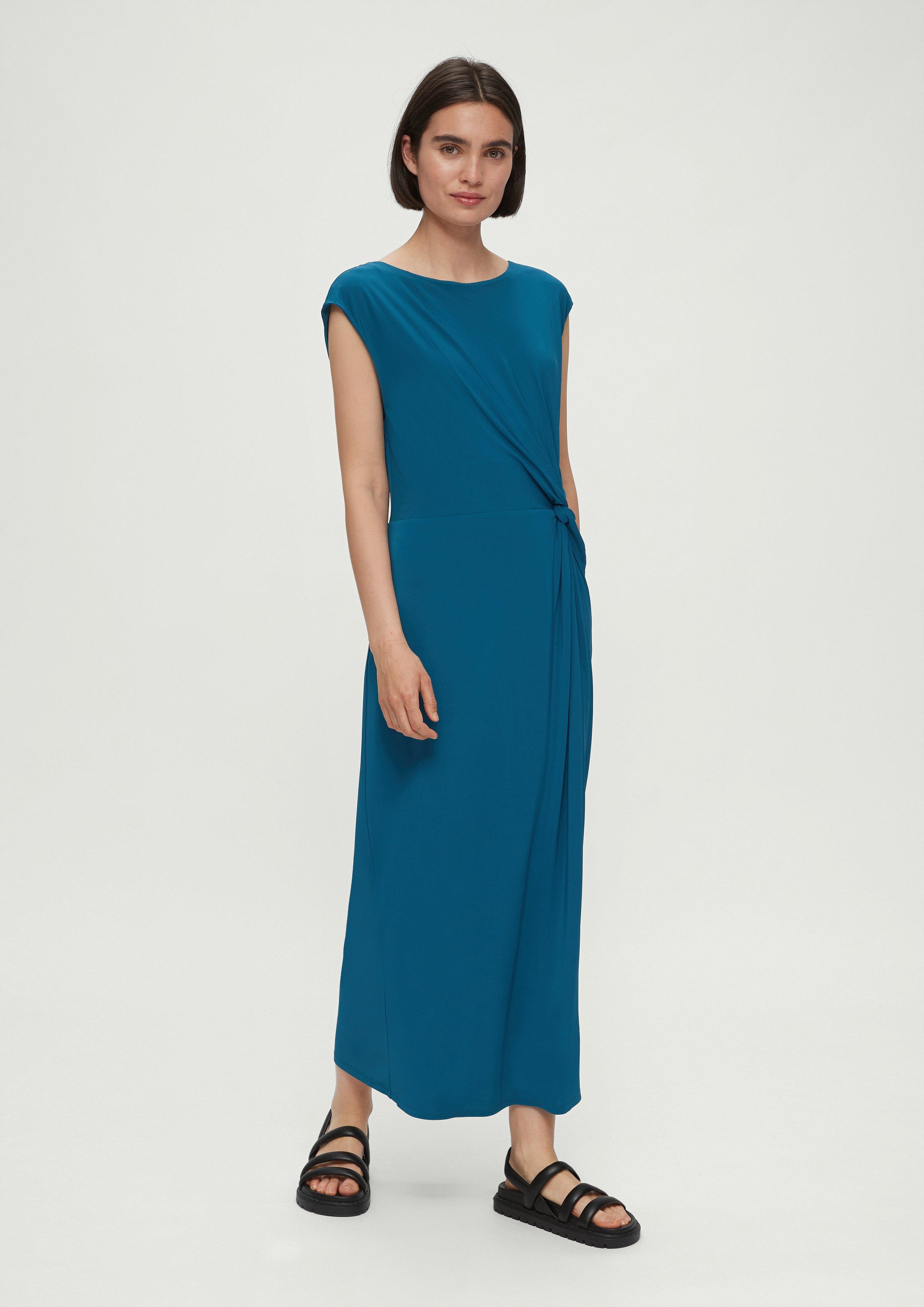 Kleid aus schimmerndem Viskosestretch  2131828-6768