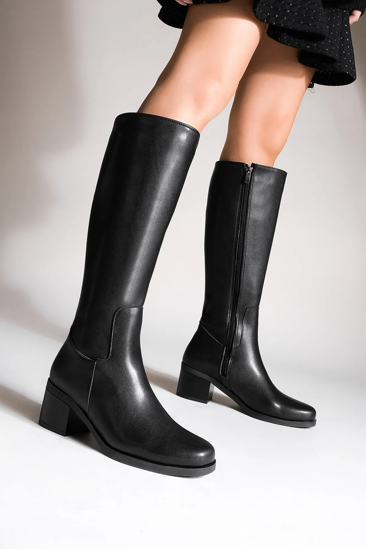 Marjin  Damen-Stiefel mit Absatz, unterhalb des Knies mit Reißverschluss, tägliche klassische Stiefel Yovar Schwarz