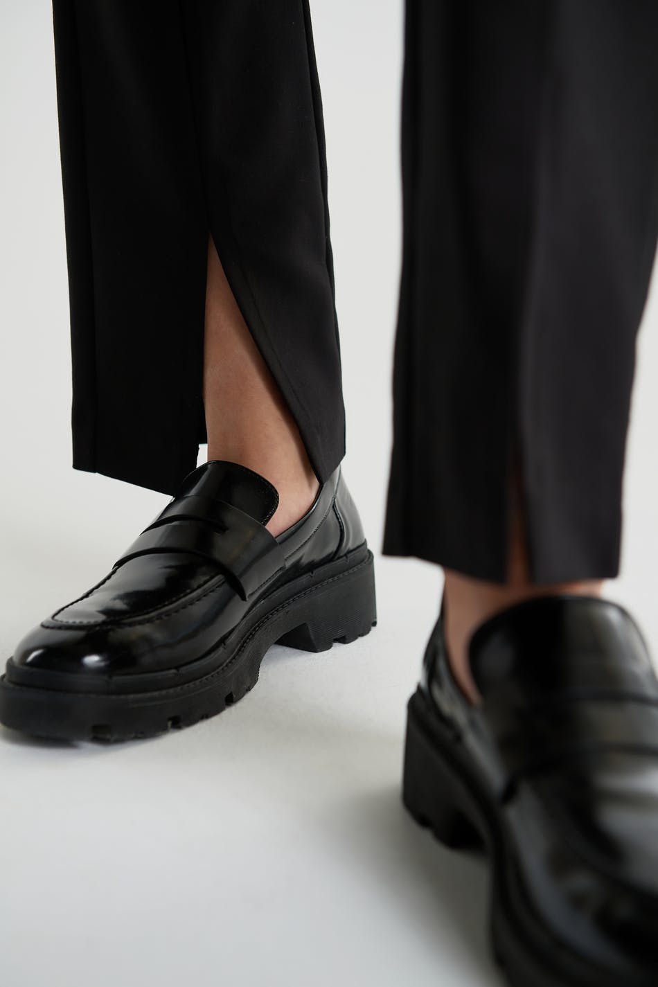 Hanna slit hem trousers