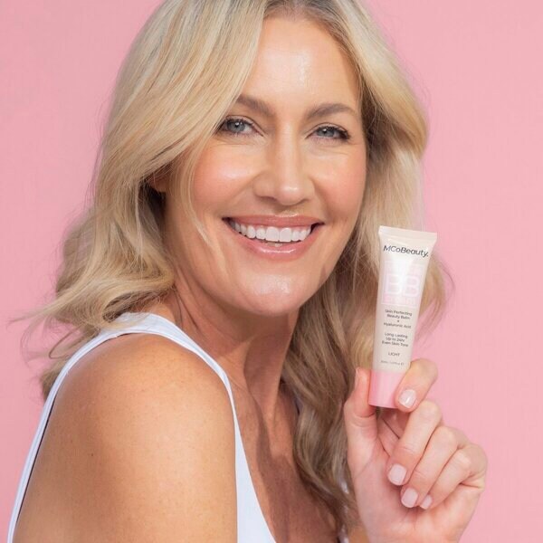 MCoBeauty Miracle természetes tan BB krém 30ml
