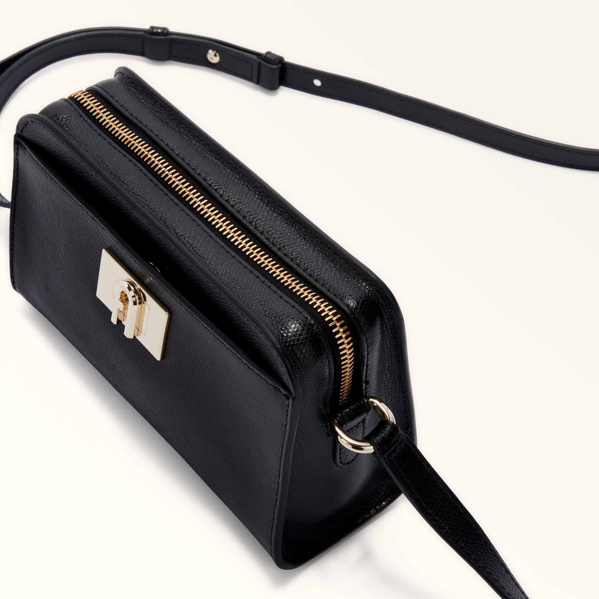Furla 1927