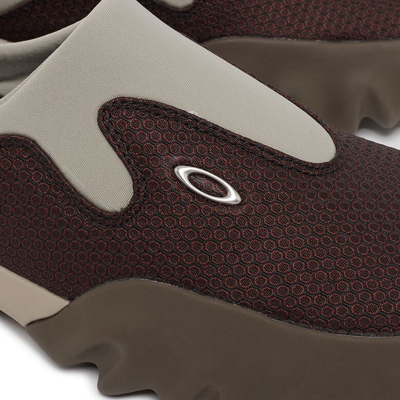 Oakley Factory Team Jacquard Chop Saw Mule maroon
