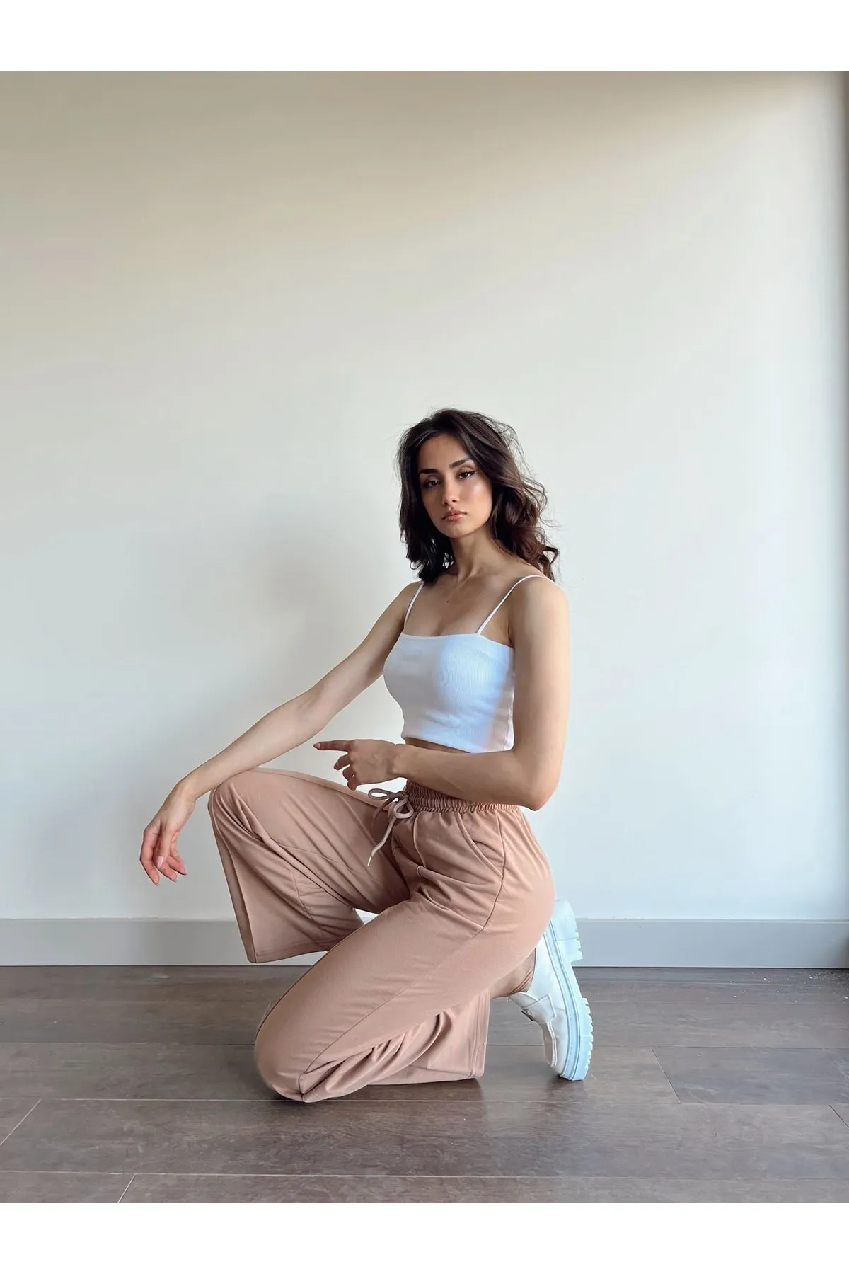IŞILDA  Damenbekleidung, lockere Hose mit elastischem Bund