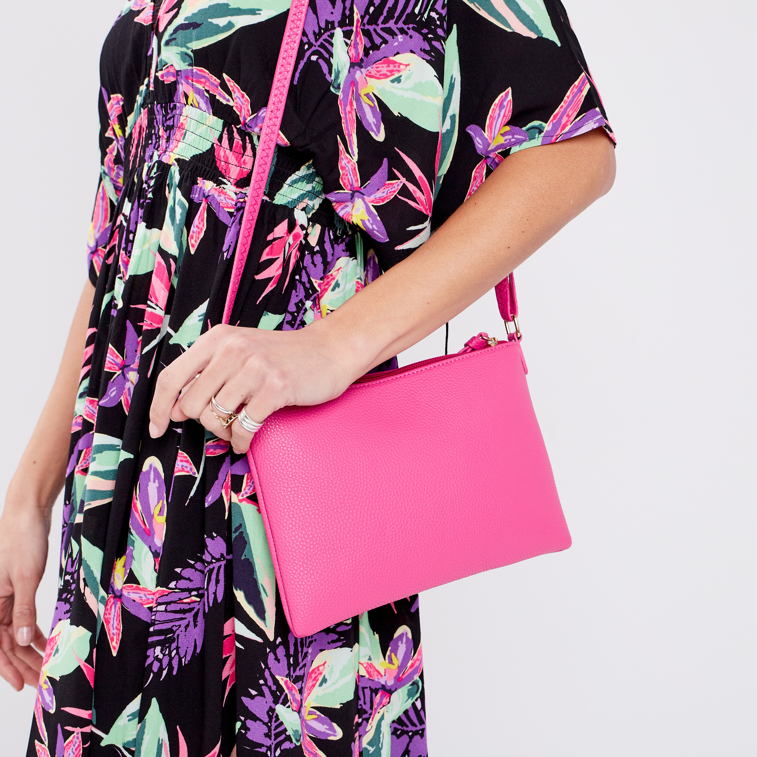 Sac en bandoulière rectangulaire rose fushia femme | La Halle