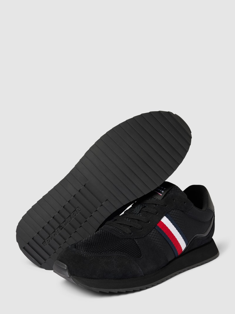 Sneaker mit Label-Detail Modell 'RUNNER EVO' in schwarz