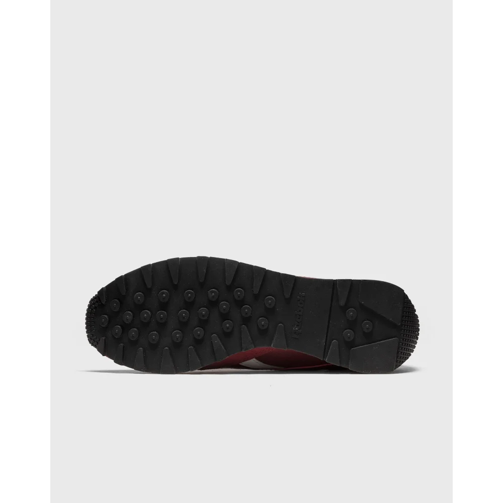 Reebok Aztec II H04982 / rot