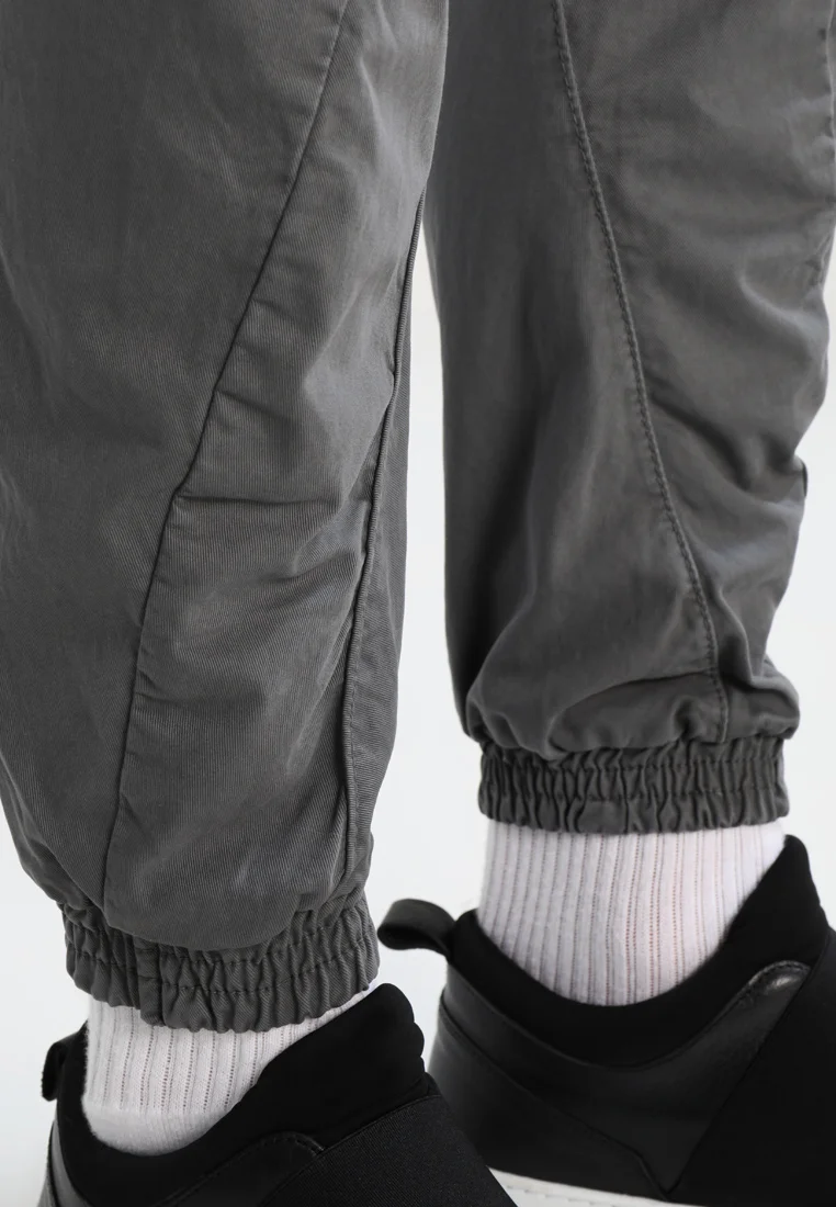 Pantalones cargo Urban Classics JOGGING