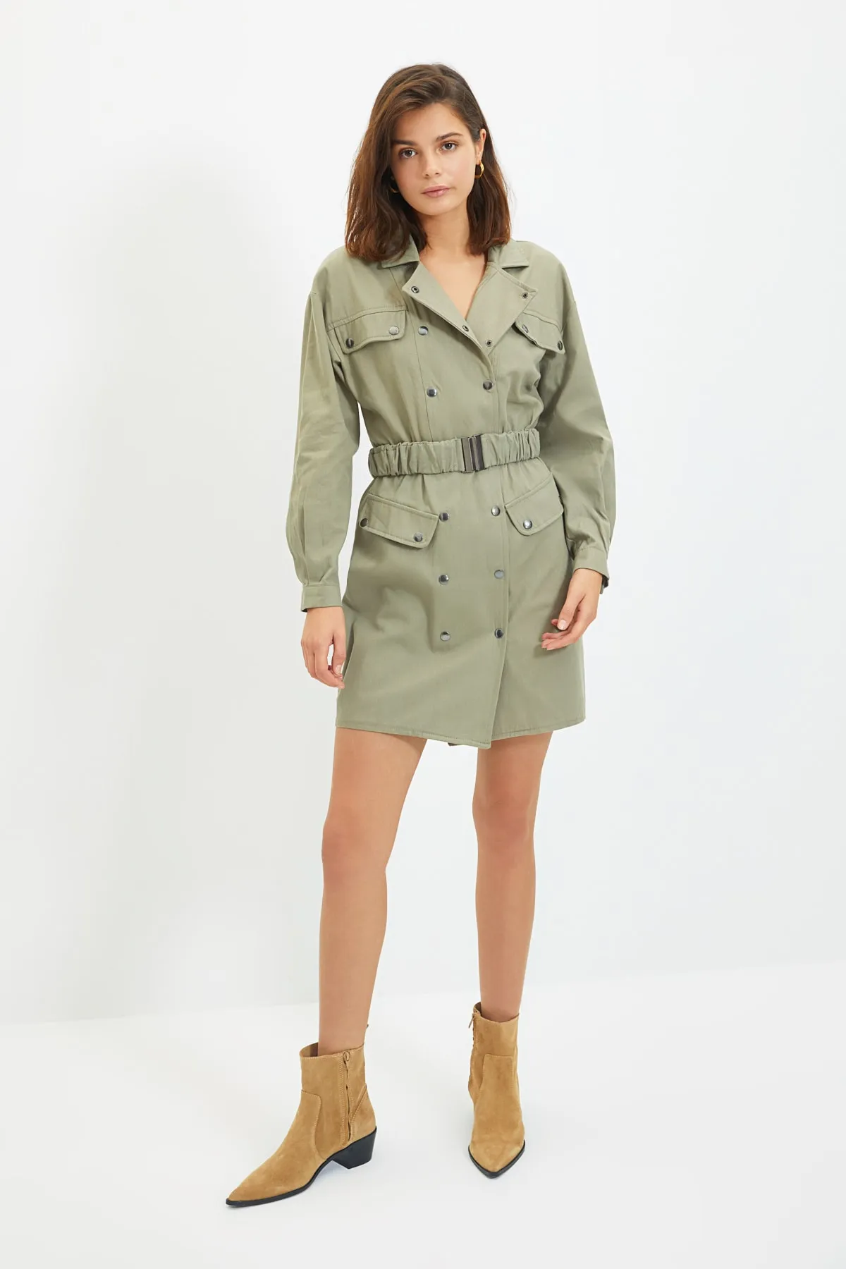 Trendyol Collection  Khakifarbenes, gewebtes Jackenkleid mit Gürtel und Knöpfen TWOAW22EL0446