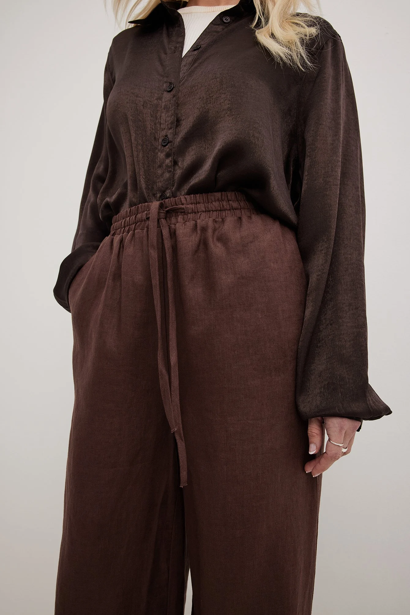 Leinenhose mit elastischem Bund