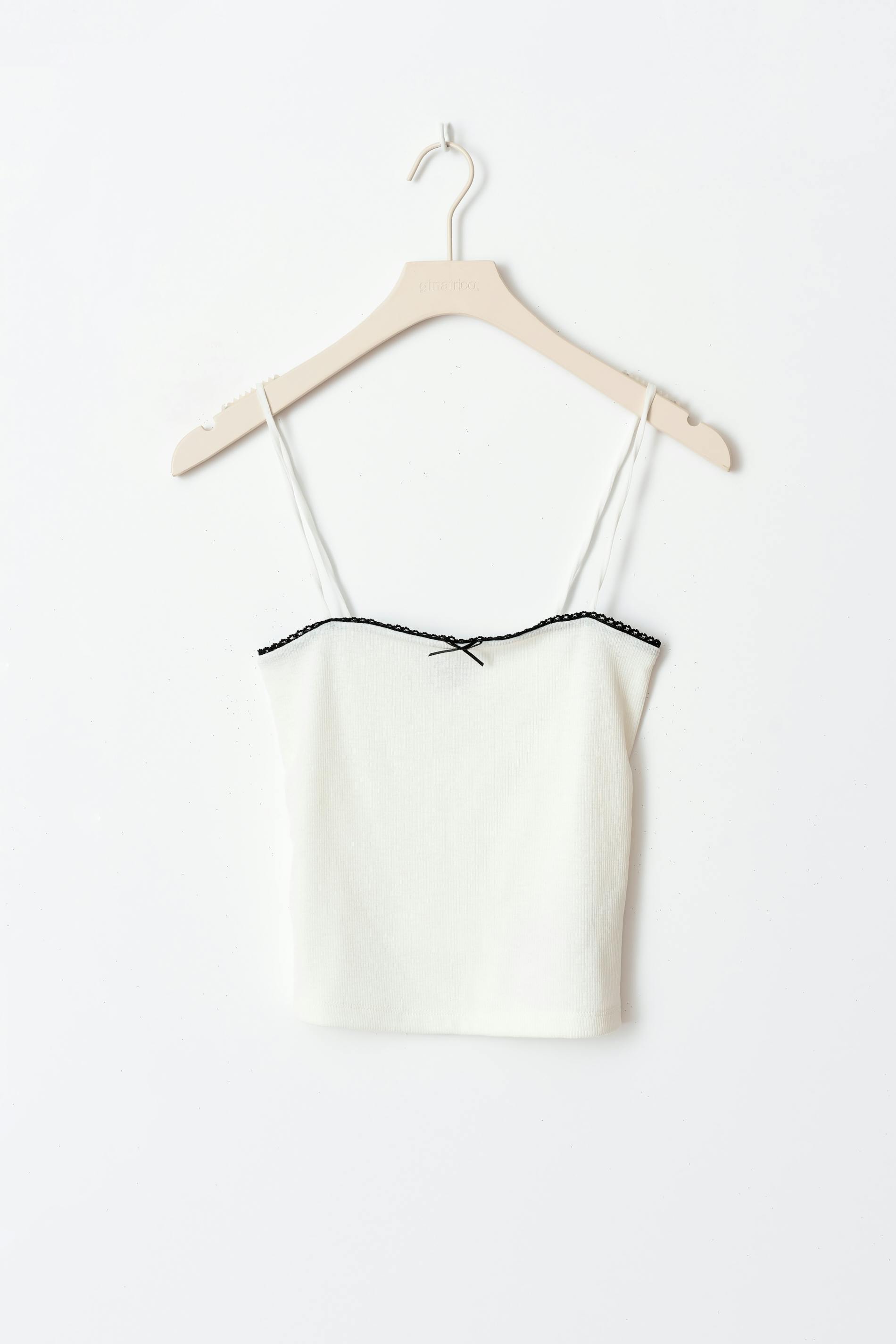 Bow strap singlet