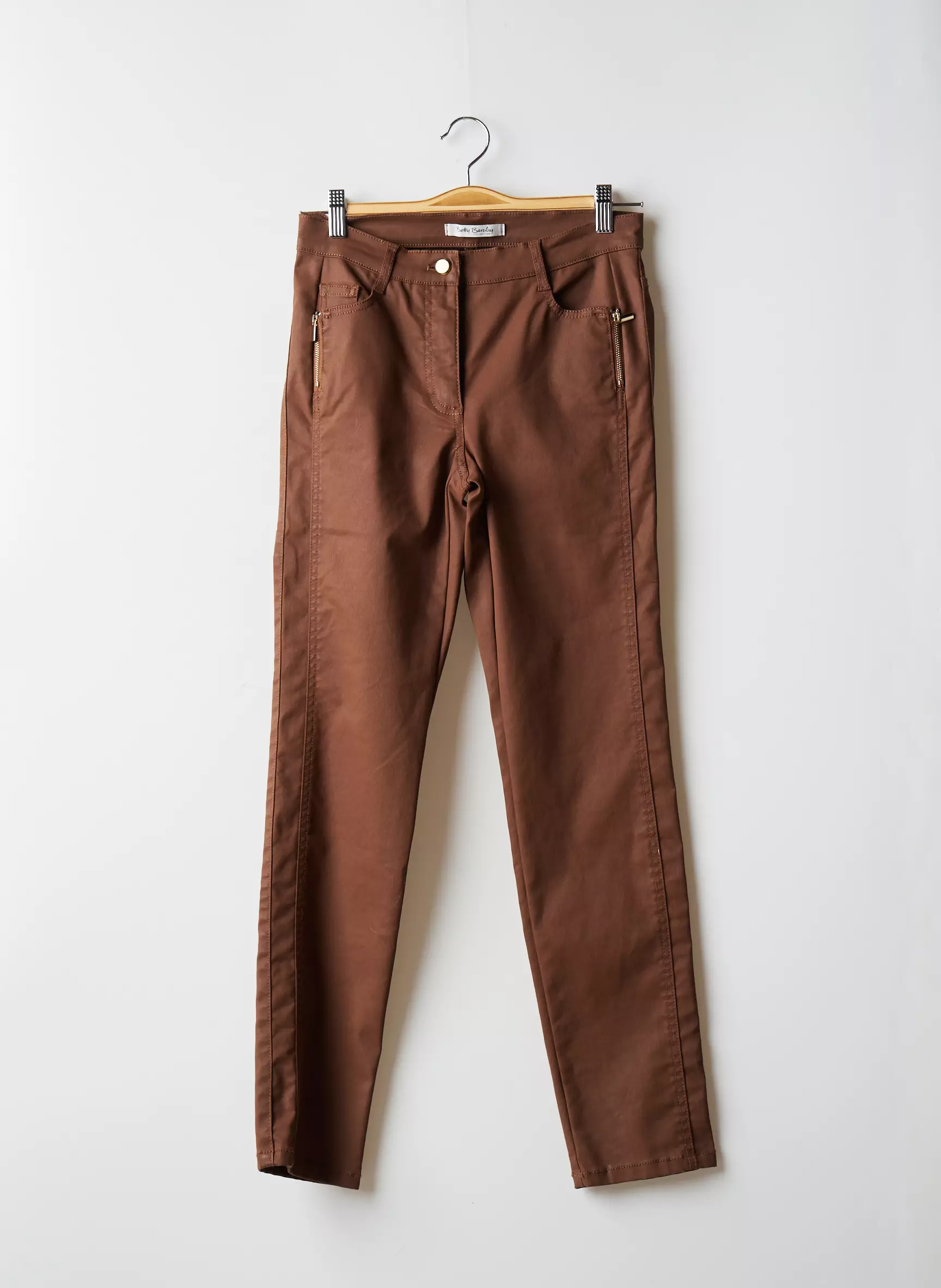 Betty Barclay Pantalons Slim Femme couleur marron